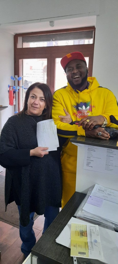 ACCOGLIMENTO PERMESSI DI SOGGIORNO